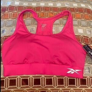 Reebok Sport Seamless Medium Support Beetroot Bra NWT
NWT|
size S